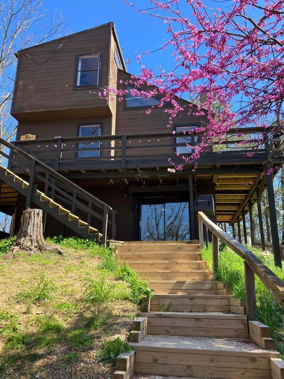 Whiskey Ridge 3 Bdrm Cabin-Firepit, Fenced Yard, Hot Tub Villa Pigeon Forge Ngoại thất bức ảnh